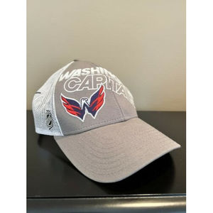 Washington Capitals NHL Reebok Center Ice Collection Cap Trucker Hat Snapback